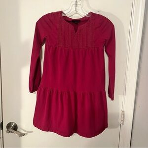 Gap kids, girls tiered burgundy dress size 8, with decorative pleats and lace.
